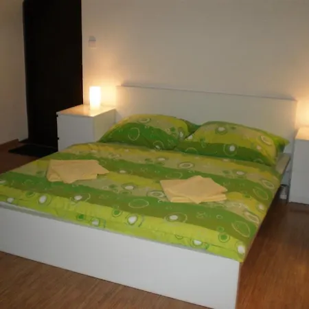 Apartment-narodni 17 Apartamento *